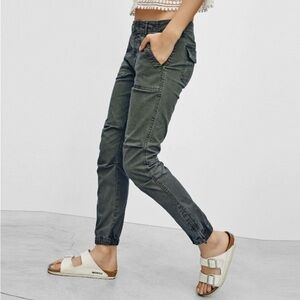TNA by Aritzia Cargo Pants
